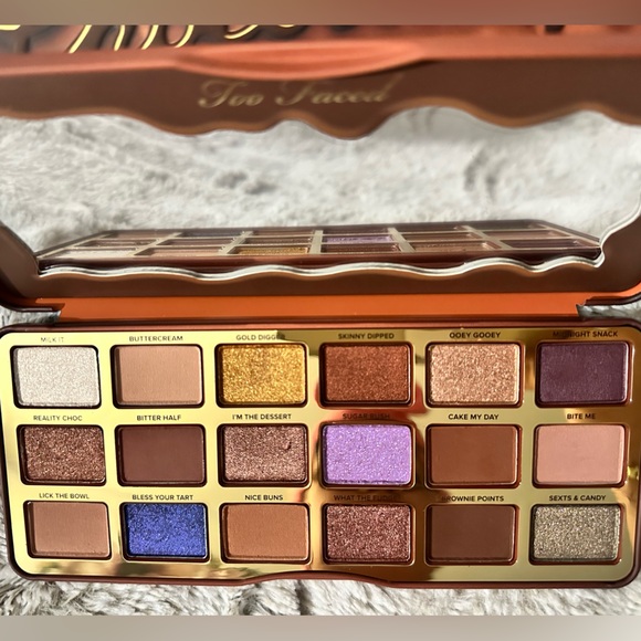 Too Faced Better Than Chocolate Eyeshadow Palette - Picture 2 of 4